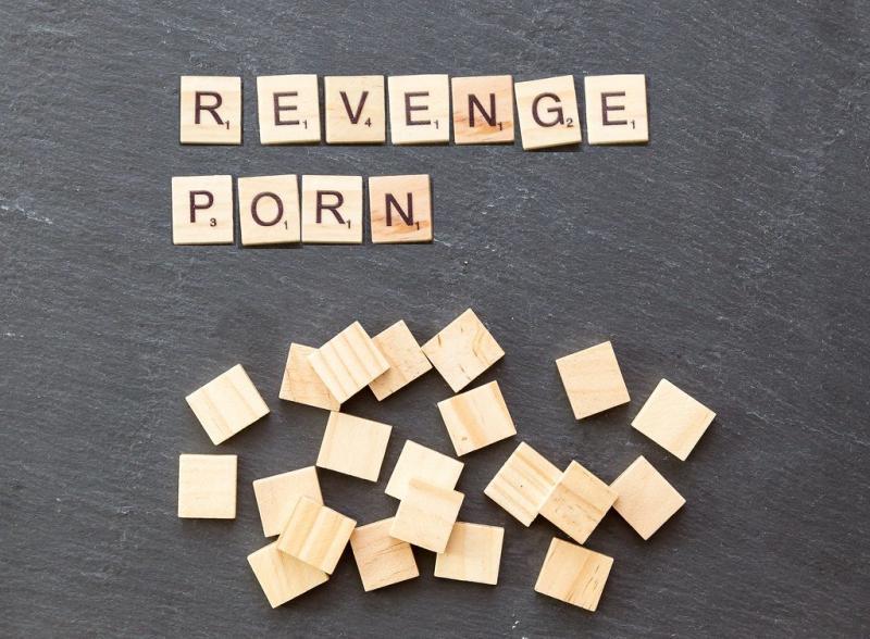 denuncia-revenge-porn-licenziata