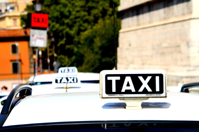 antitrust richiama comuni licenze turni taxi